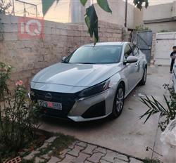 نيسان ألتيما